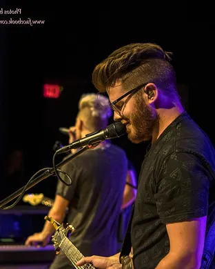 Colton Dixon